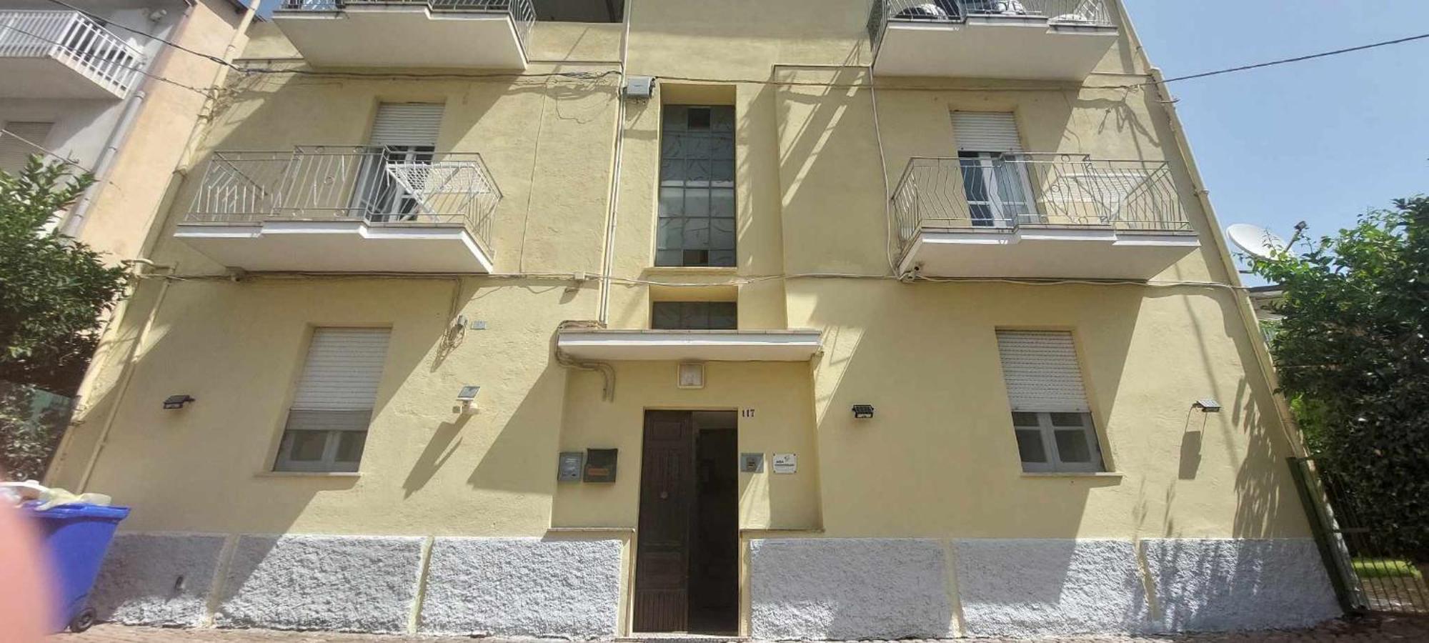 Appartement Barnet House Lamezia à Lamezia Terme Extérieur photo